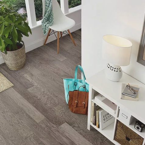 Horizen Flooring presents to you a picture of a 7-ply baltic birch core hickory hardwood flooring, manufactured by Regal Hardwoods. Color: Ash Gray.