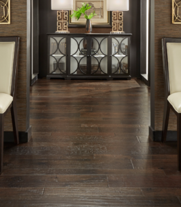 Horizen Flooring presents to you a picture of a hickory wide plank hardwood flooring, manufactured by Eagle Creek Floors. Color: Potomac Hickory.